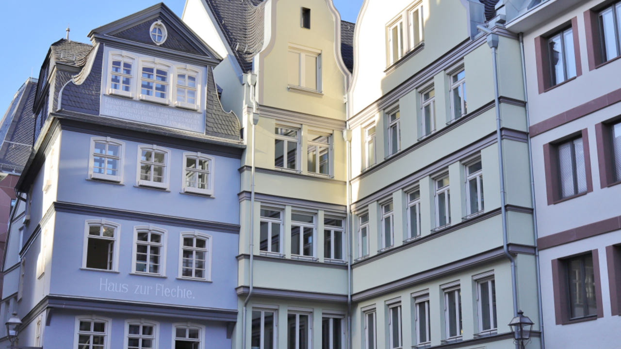 Foto: Die Neue Altstadt ist Schauplatz des Lebendigen Adventskalenders © Adobe Stock/ ninami