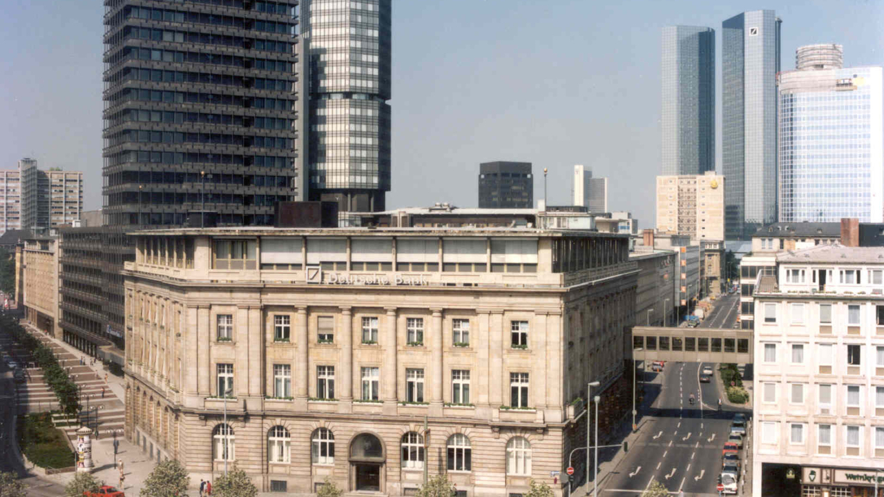 Foto: Das Gebäude am Roßmarkt 18 ist seit seiner Erbauung 1904 mit der Deutschen Bank verbunden © Deutsche Bank
