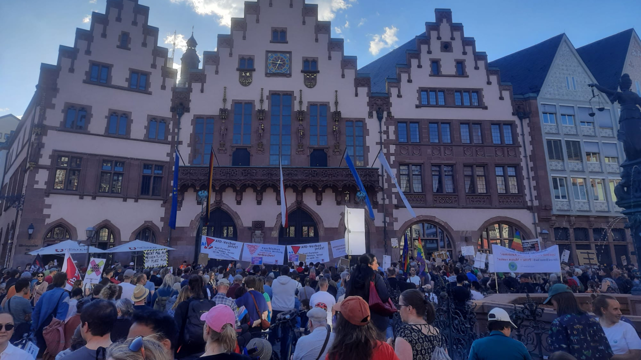 Foto: Anti-AfD-Demo auf dem Römer © red