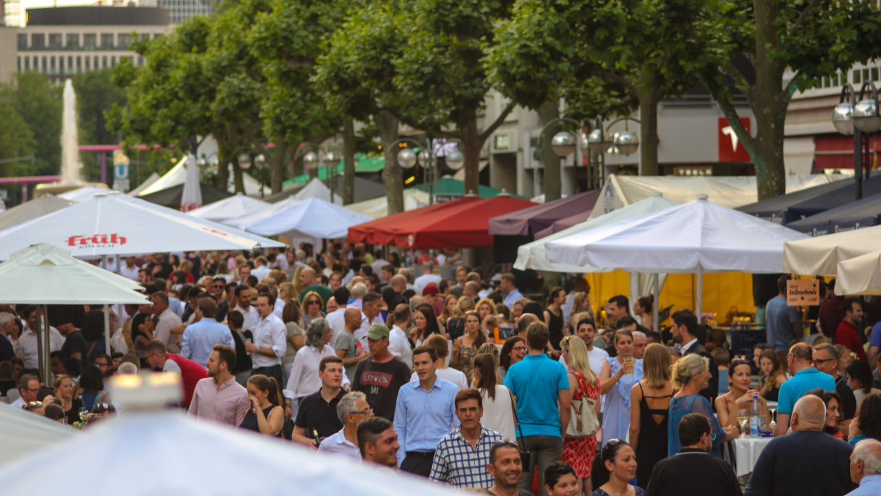 Foto: Das Fressgassfest findet auch 2025 statt © Fressgass.de