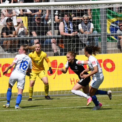 Eintracht Frankfurt-SV Meppen 6:0