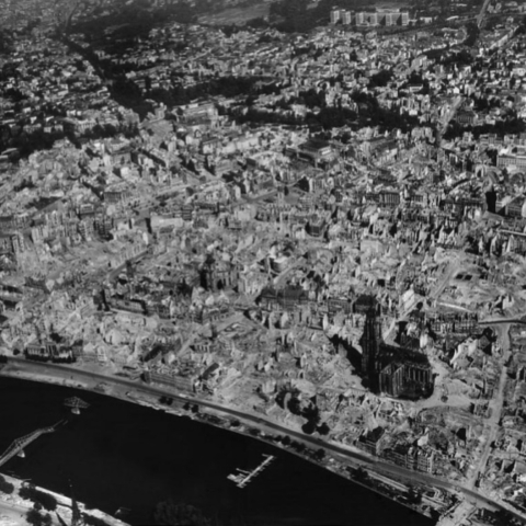 Luftangriffe in Frankfurt im März 1944