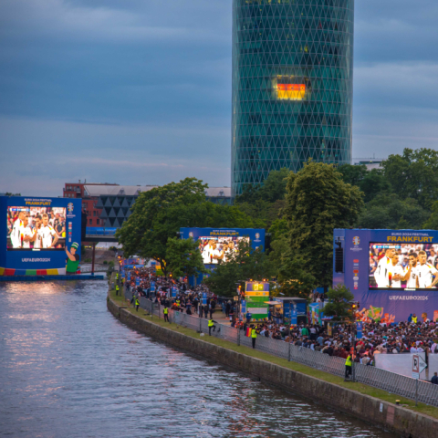 EM trifft Kino