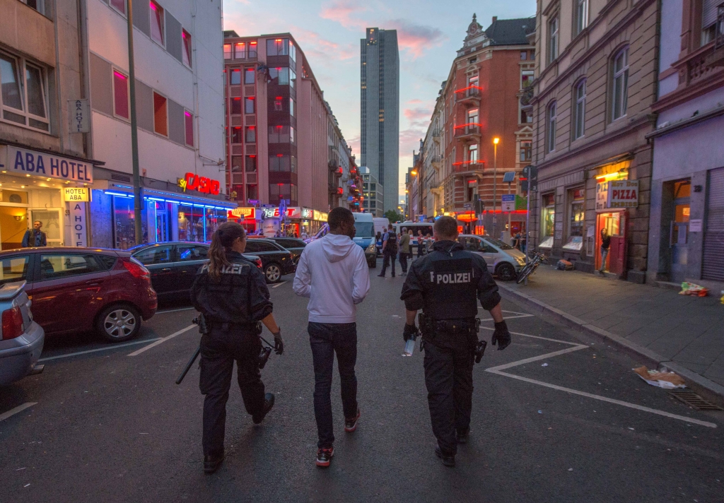 Frankfurt strassenstrich Straßenstrich Messe
