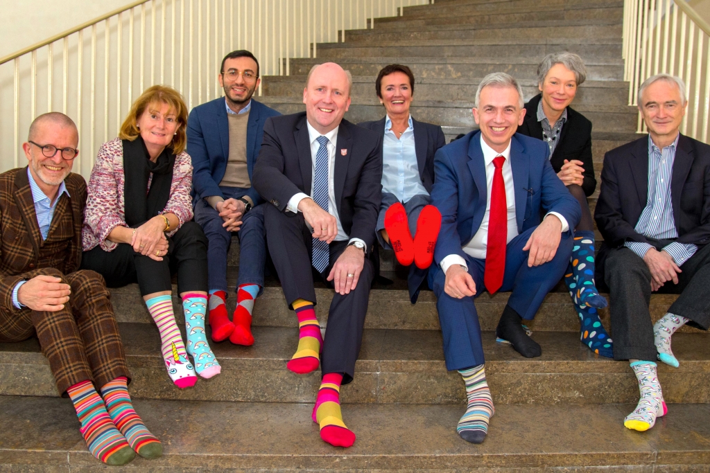 Journal Frankfurt Nachrichten Mit Bunten Socken Ein Zeichen Setzen Aktion Am Internationalen Down Syndrom