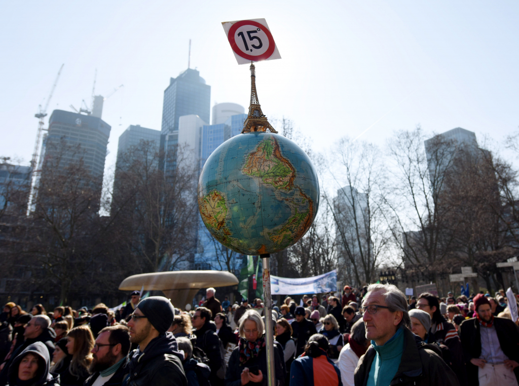 Foto: Das 1,5-Grad-Ziel ist zu einem Symbol der Klimaschutzbewegung geworden © Bernd Kammerer