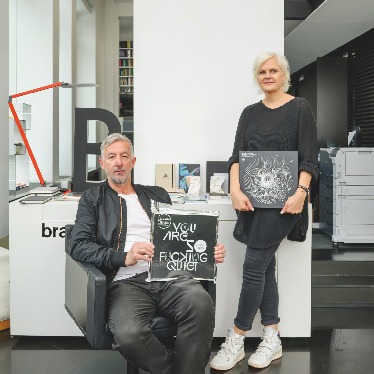 Foto: Designer Klaus Mai und Sabine Kochendörfer von brandbook © Dirk Ostermeier