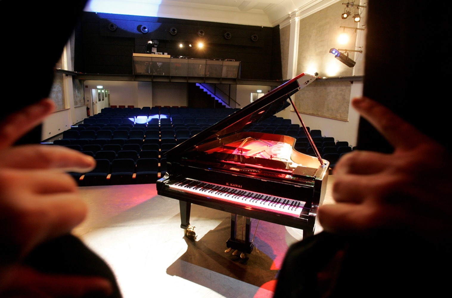 ..und auf den Saal, Credit: © Neues Theater Höchst