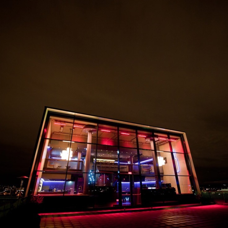 Beliebter Nachtclub auf drei Ebenen und mit Rooftop-Terrasse, Credit: © Adlib Frankfurt