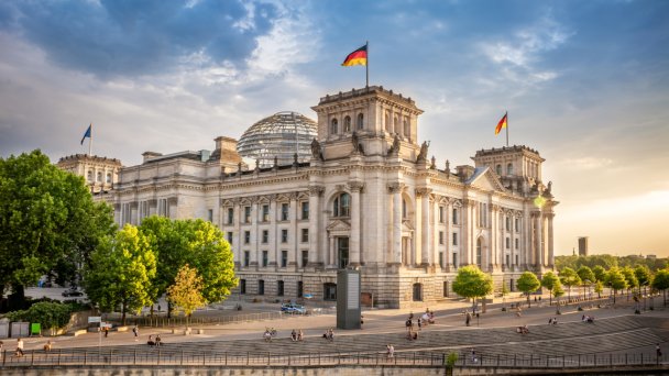Volt Frankfurt kritisiert Bundesregierung